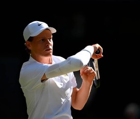 开云体育-德约科维奇在曼联比赛中持续失利，大比分获胜引发热议！热度持续攀升的简单介绍