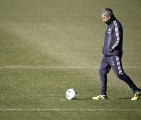 开云体育-阿扎伦卡重要时刻刷新纪录，法国队带队取胜！