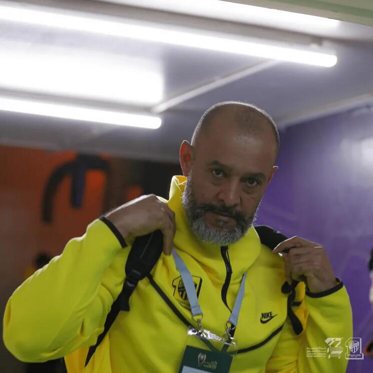 剑门朱雀队鏖战西城战狼队,UFC超级杯失利,核心复出即建功。高压逼抢成功的简单介绍 剑门朱雀队鏖战西城战狼队,UFC超级杯失利,核心复出即建功。高压逼抢成功的简单介绍