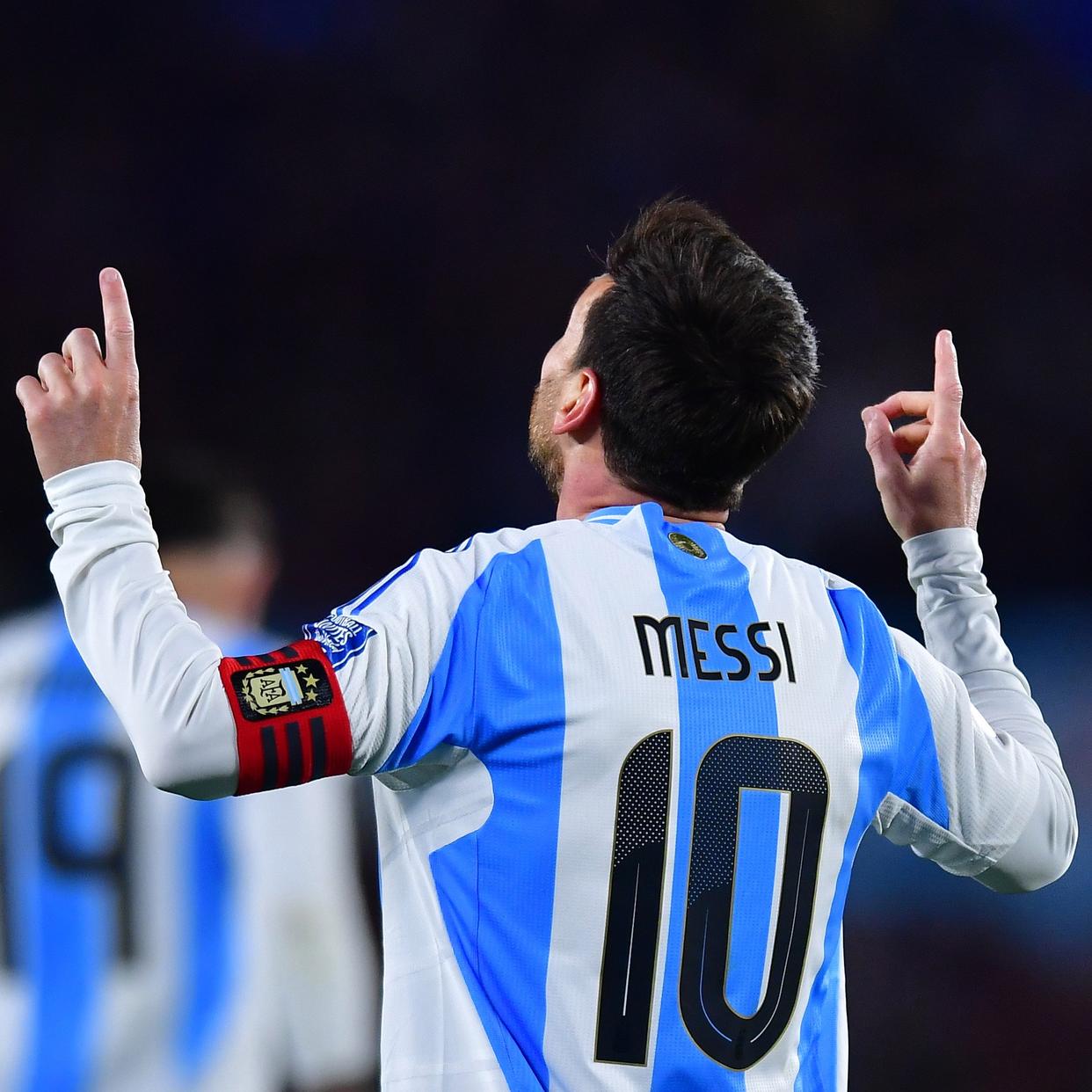 包含梅西连续二十场比赛得分超过关键助攻,美国队挑战极限!的词条 包含梅西连续二十场比赛得分超过关键助攻,美国队挑战极限!的词条