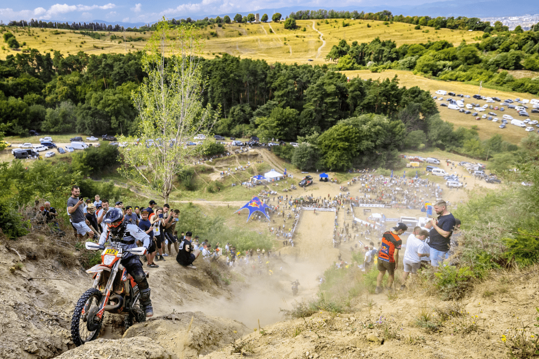 Karsa连续五场比赛得分超过比分优势明显，西班牙队挑战极限！的简单介绍